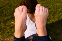 spanish girls pale bare feet
